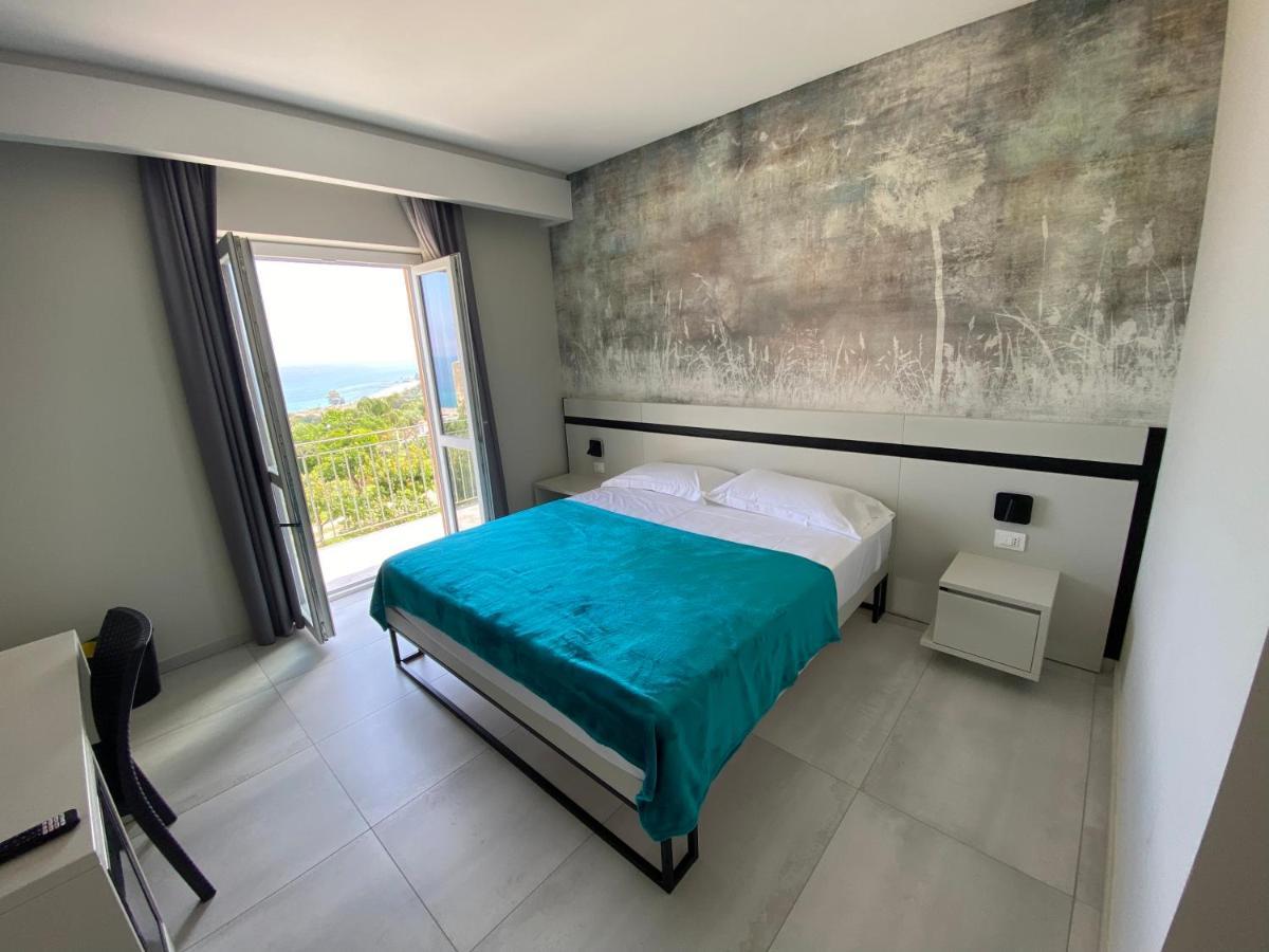 Aether - Free Private Parking 2* Tropea
