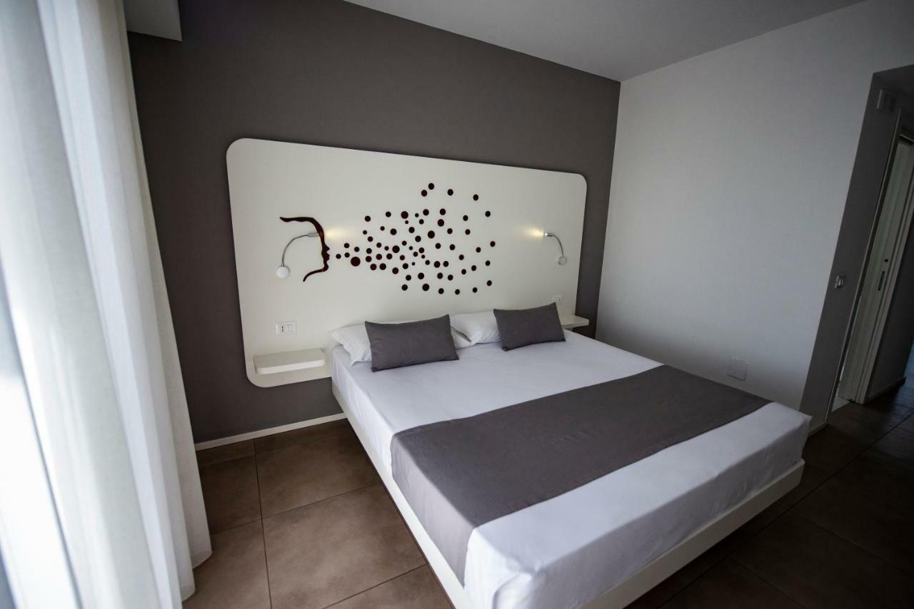 Aether - Free Private Parking Bed & Breakfast 2*